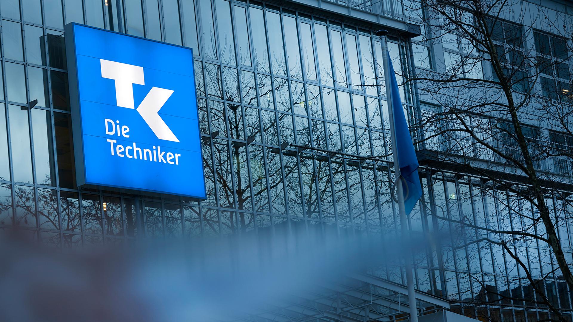 logo techniker krankenkasse 100