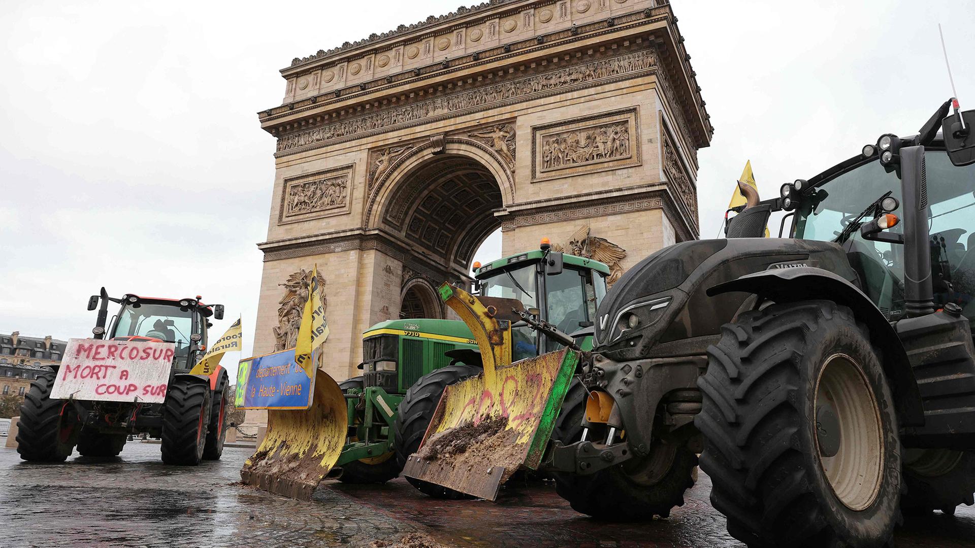 traktoren triumphbogen 100