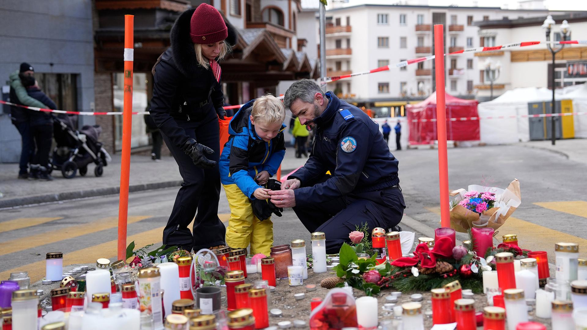 trauer kerzen polizist kind 100