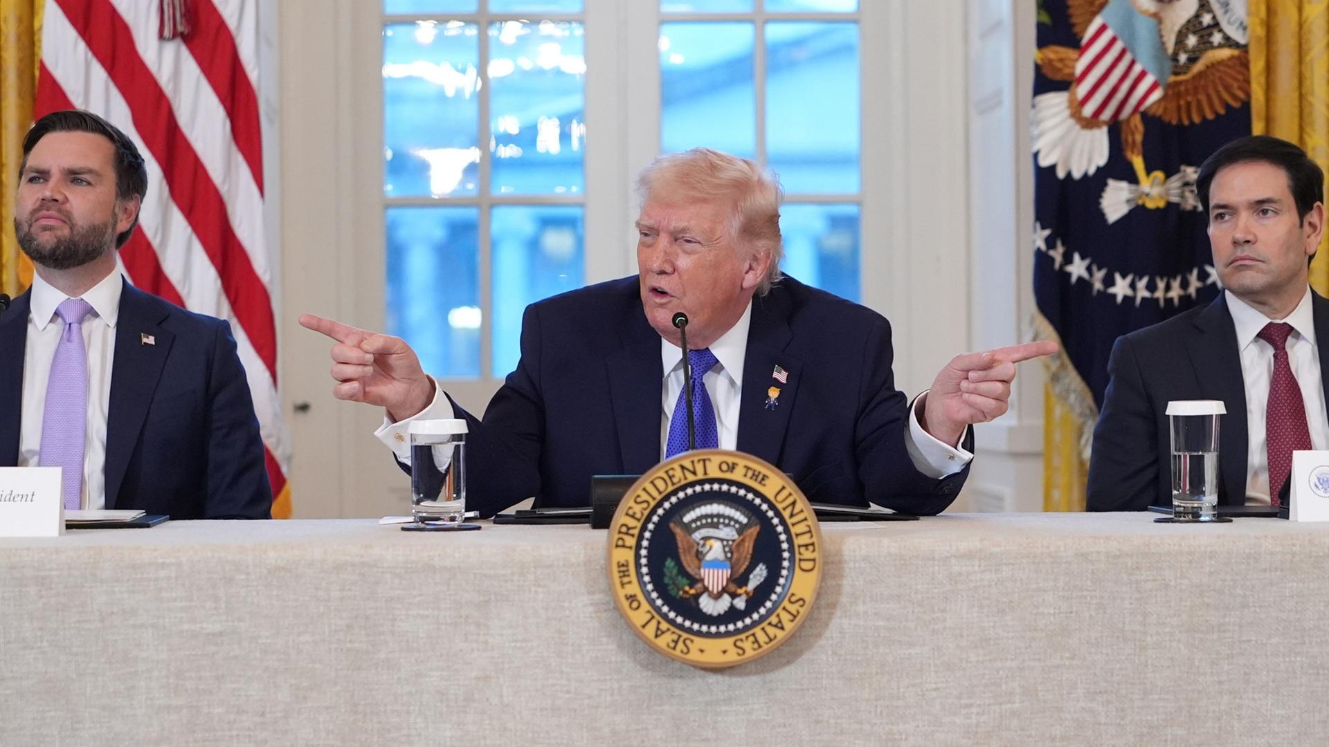 trump weisses haus vance rubio 100