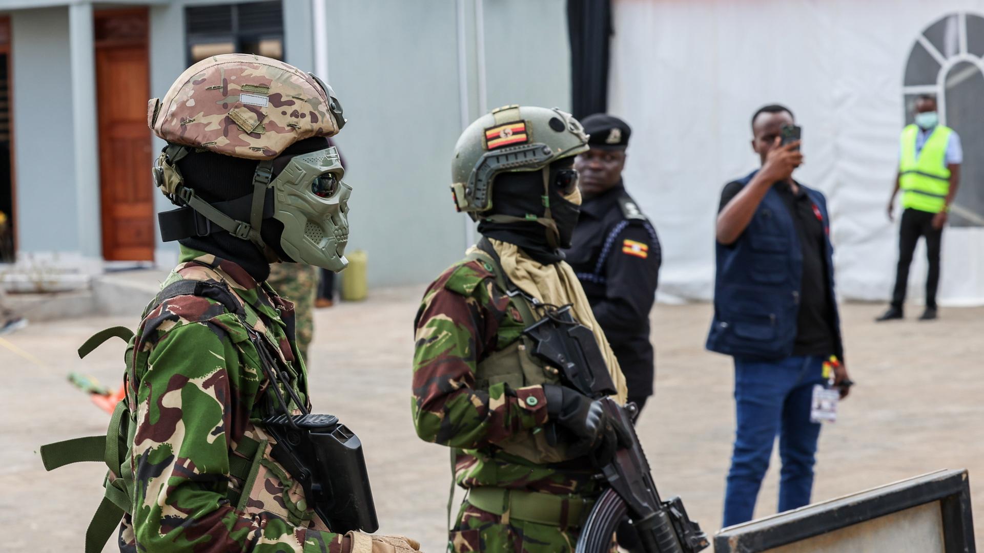 wahlen uganda ausschreitungen 100