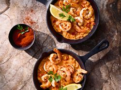 100 gambas in cremiger tomatensauce