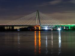 11 12 2025 nordrhein westfalen leverkusen die rheinbruecke mit der autobahn a1 ueber den rhein 1