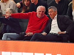 18 01 2026 fussball der fc bayern muenchen legends cup im sap garden muenchen v l