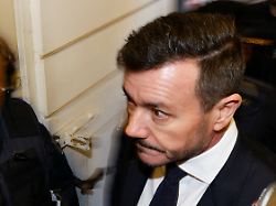 austrian former property tycoon rene benko arrives after a break of his second insolvency fraud trial in innsbruck austria december 10 2025