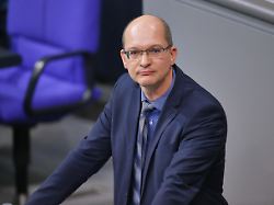 berlin deutschland deutscher bundestag 31