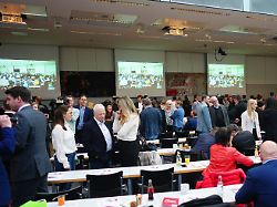 blick in den otto wels saal waehrend der fraktionssitzung der spd