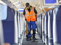 db ag db fernverkehr ag ice werk leipzig seit 10 jahren werden im ice werk leipzig der db fernverkehr ag bis zu 8 zuege in jeder nacht kontrolliert gereinigt und gewartet