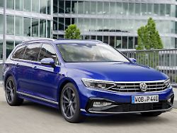 den passat hat vw auch in einer r line angeboten