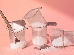 die zeitschrift oeko test hat 15 kinder milchprodukte auf ihren zuckergehalt geprueft