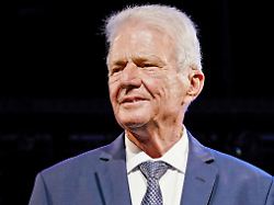 dietmar hopp verzichtet auf seine stimmrechtsmehrheit bei der tsg 1899 hoffenheim