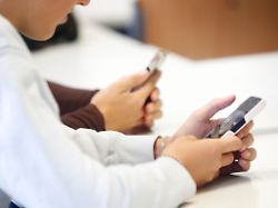 fuer unterrichtszwecke duerfen smartphones und co weiter benutzt werden