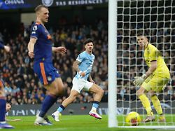 fussball maenner premier league england manchester city newcastle united 27 spieltag nico o reilly von manchester city erzielt ein tor