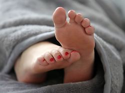 heizdecken spenden angenehme waerme sollten jedoch nie unbeaufsichtigt oder waehrend des schlafs verwendet werden