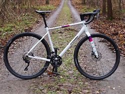 keine stil kapriolen wie viele modelle von stevens strahlt auch das gravere eco etwas schlichtes aus