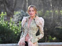 london england february 04 margot robbie attends the withering heights london photocall at spencer house on february 4 2026 in london england