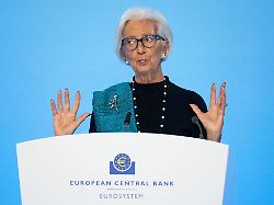 lagarde ich finde es in gewisser weise sehr befriedigend dass so viele menschen meinen job haben wollen es ist ein grossartiger job