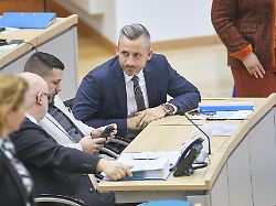 magdeburg sachsen anhalt deutschland landtag wahl des ministerpraesidenten ulrich siegmund afd