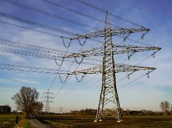 netzausbau und energiewende der transport von windenergie vom norden in den sueden der bundesrepublik krankt immer noch am schleppenden ausbau des stromnetzes symbolfoto