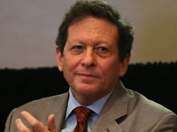 november 19 2025 tom pritzker hosts an evening of dinner and conversation with university of chicago faculty leaders at the park hyatt chicago on april 8 2013