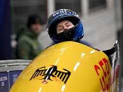 olympia olympische winterspiele mailand cortina 2026 bob monobob frauen durchgang 4 im cortina sliding centre laura nolte deutschland faehrt auf dem zweiten platz in ziel ein