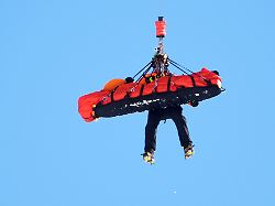 olympia olympische winterspiele mailand cortina 2026 ski alpin abfahrt frauen die us amerikanerin lindsey vonn wird nach ihrem sturz mit dem hubschrauber abtransportiert