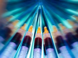 spritzen mit einem impfserum