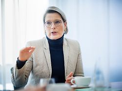 stefanie hubig spd bundesministerin fuer justiz und verbraucherschutz aufgenommen im rahmen eines interviews berlin 17 12 2025
