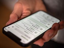 tritt waehrend einer bestehenden arbeitsunfaehigkeit eine weitere erkrankung auf die sich unmittelbar anschliesst wird die sechs wochen frist nicht neu ausgeloest