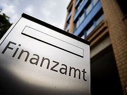 wenn dem finanzamt neue tatsachen oder beweise bekanntwerden darf es auch bereits bestandskraeftige steuerbescheide noch einmal aendern