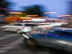 wild west in der innenstadt bitte nicht denn wer etwa beim spurwechsel nicht genug aufpasst haftet allein