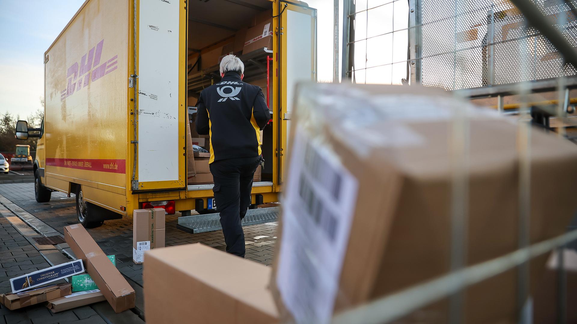 dhl paketzustellung 100