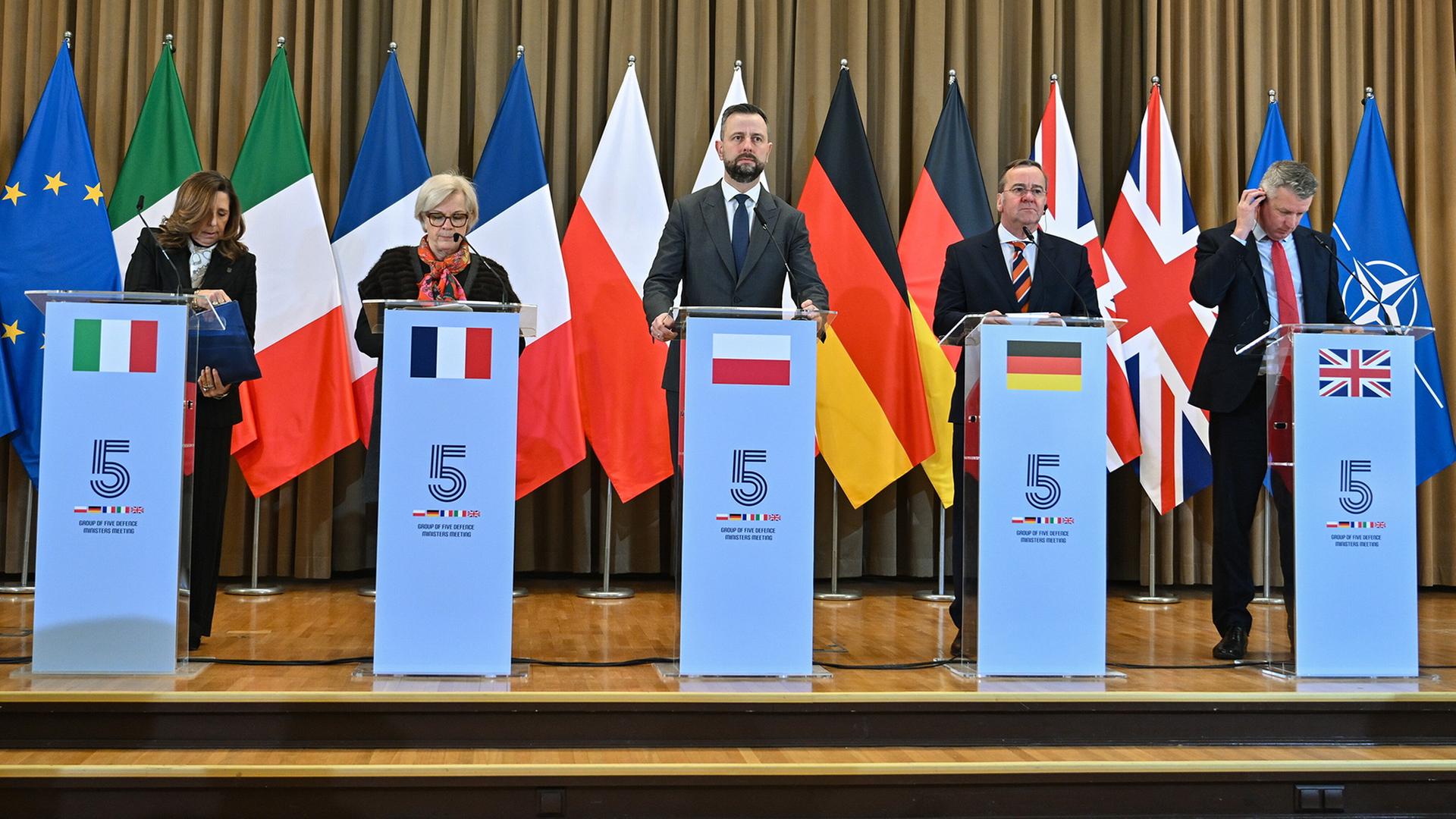 e5 verteidigungsminister familienfoto 100