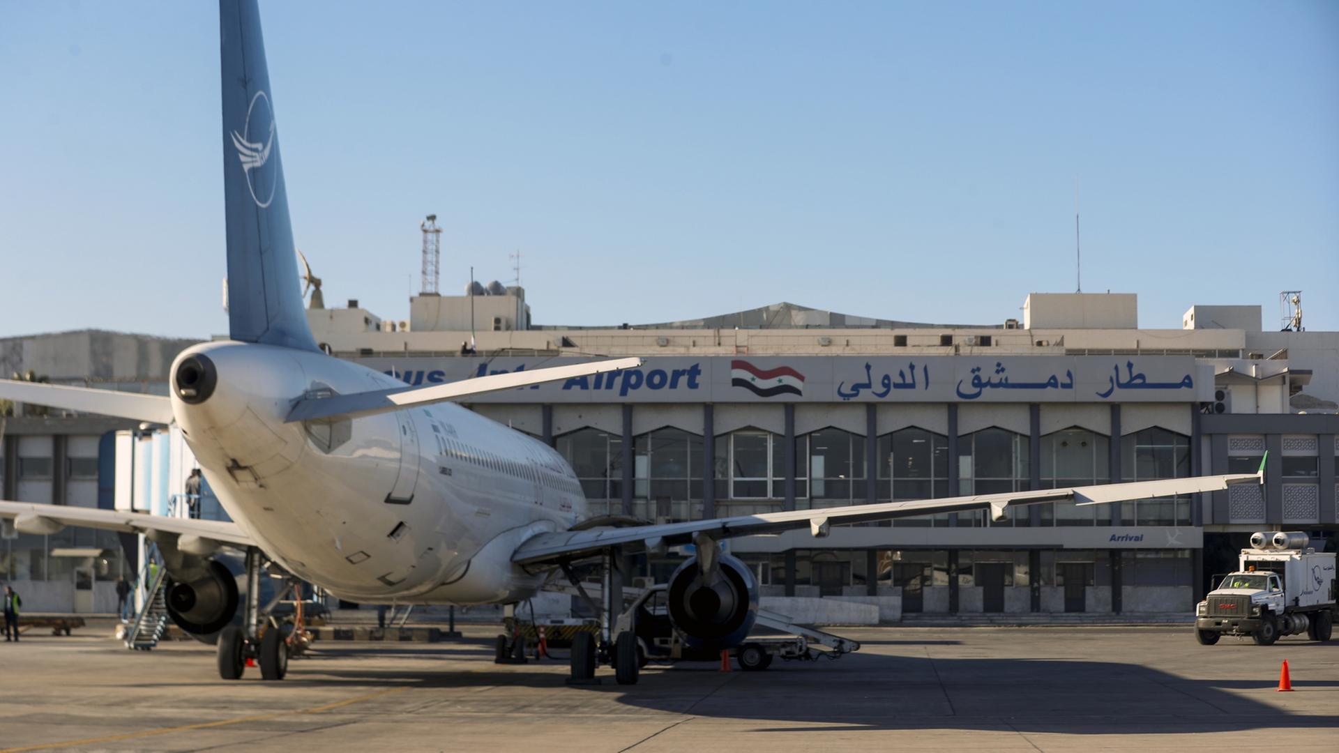 flughafen damaskus 100
