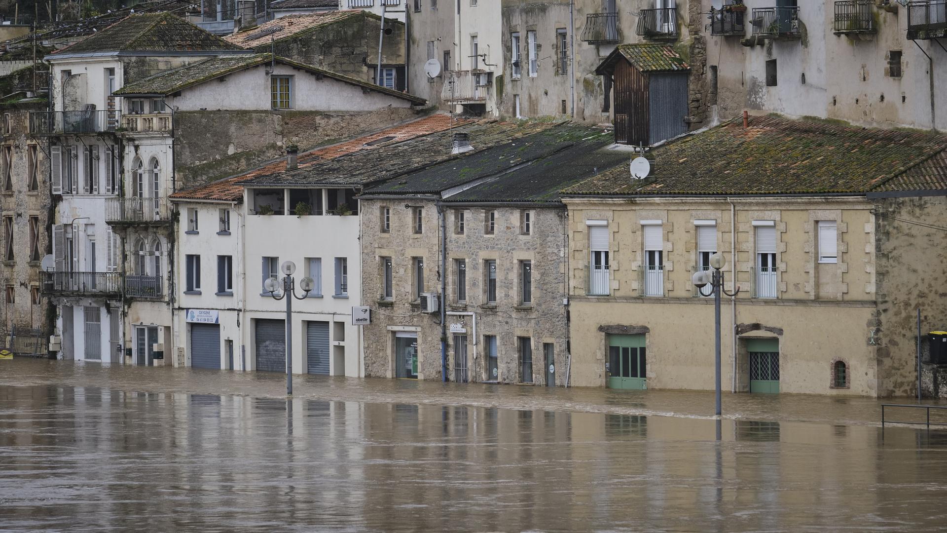 frankreich unwetter 114