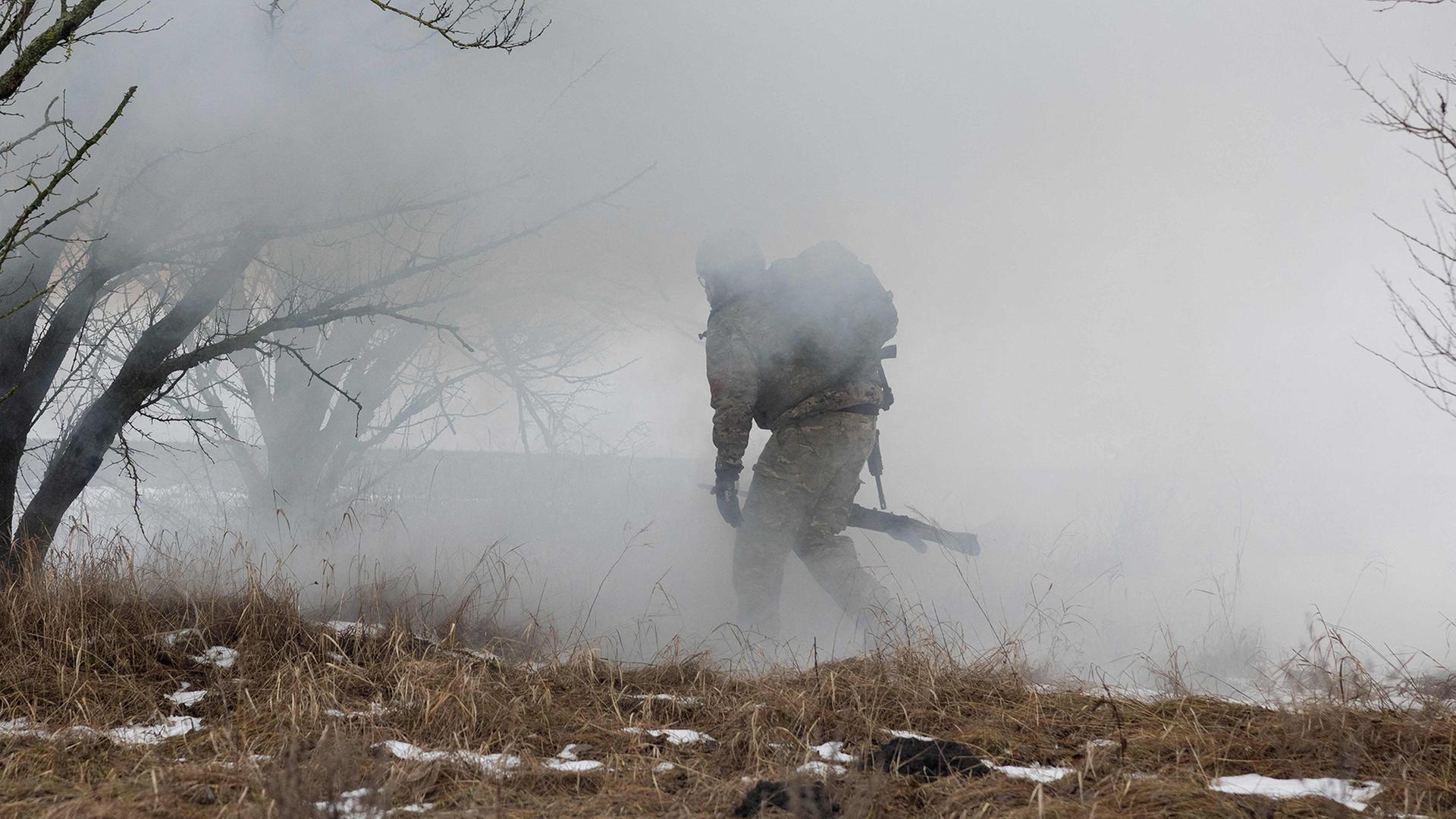 soldat ukraine uebung 100