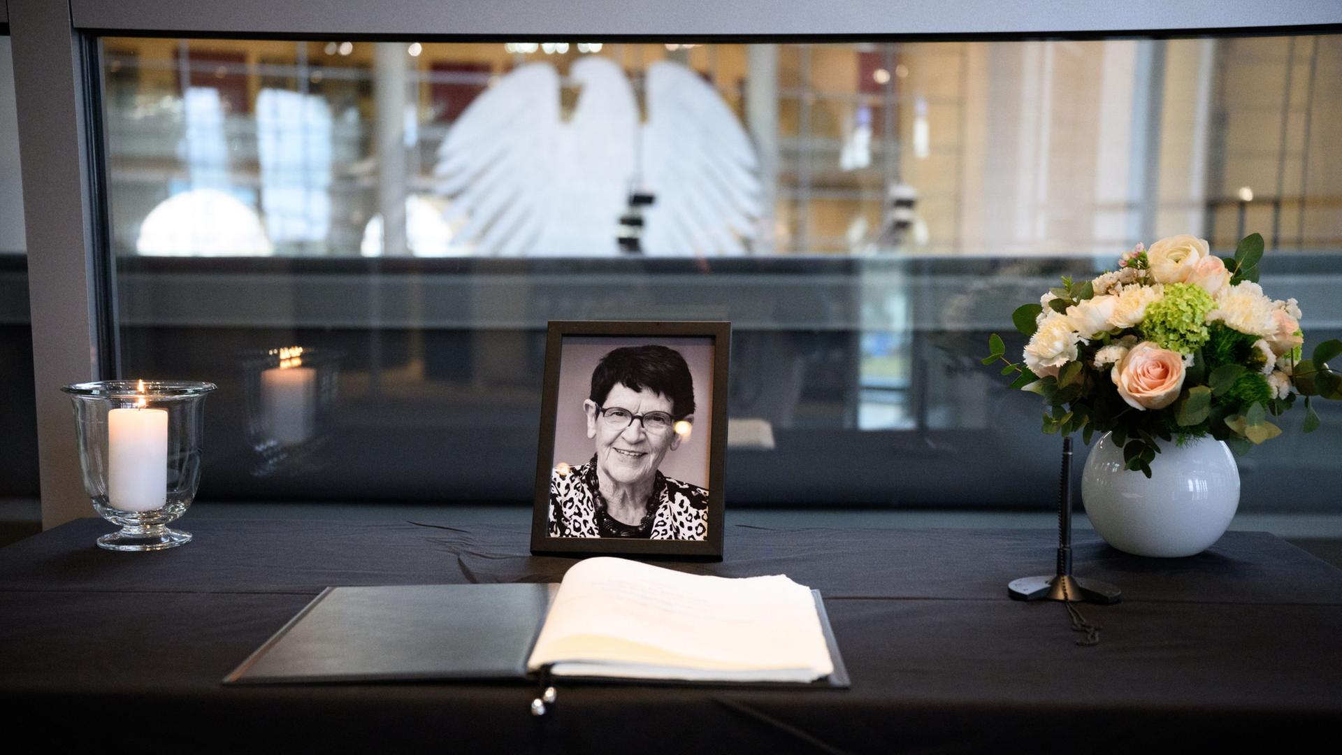 suessmuth trauerfeier 100