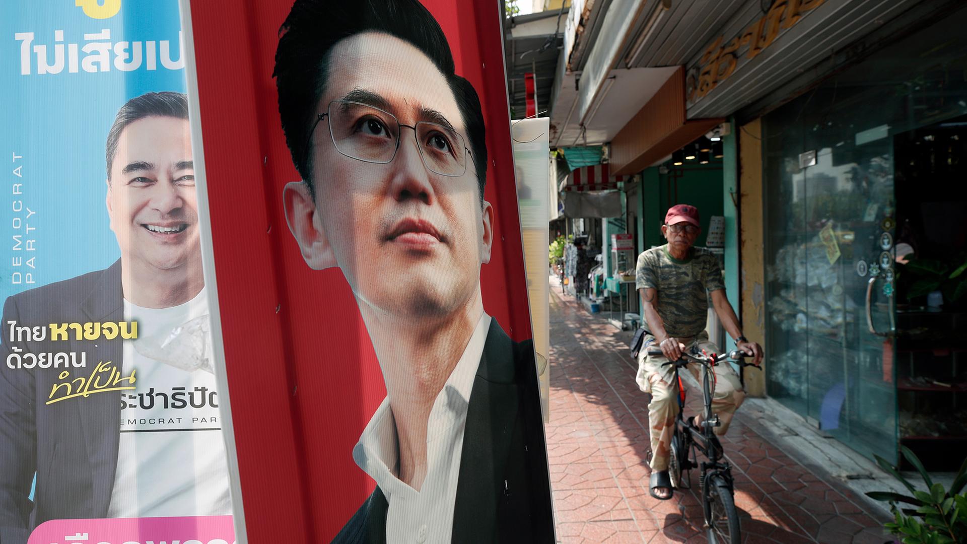 wahlplakate thailand 100