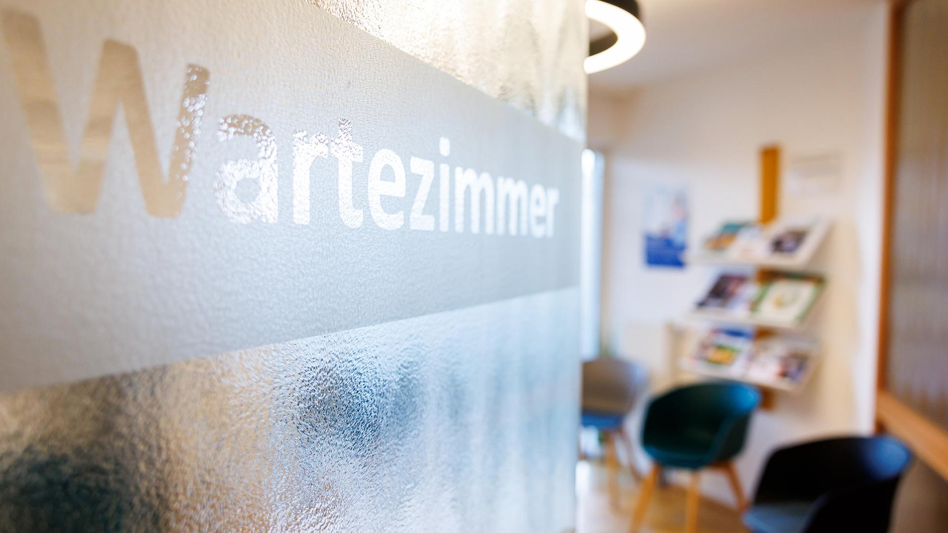 wartezimmer 120