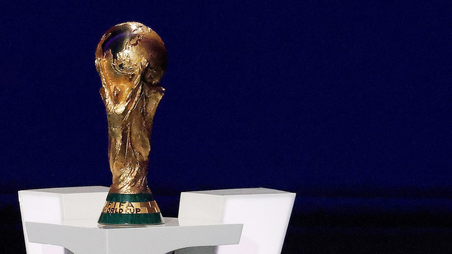 weltmeisterschaftstrophaee 100