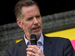 20 03 2026 rheinland pfalz koblenz fdp bundesvorsitzender christian duerr spricht waehrend einer wahlkampfveranstaltung fuer die landtagswahl in rheinland pfalz auf dem jesuitenplatz in koblenz