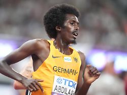 archiv 19 09 2025 japan tokio leichtathletik weltmeisterschaft mohamed abdilaahi aus deutschland im 5000m halbfinale zu dpa abdilaahi knackt uralt rekord von baumann ueber 10