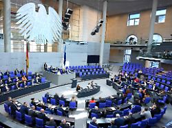 das plenum waehrend der 62 sitzung des deutschen bundestages eines der hauptthemen der heutigen sitzung ist die umgestaltung des buergergelds