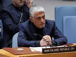 der iranische botschafter bei den vereinten nationen amir saeid iravani nimmt an einer sitzung des sicherheitsrates im hauptquartier der vereinten nationen teil