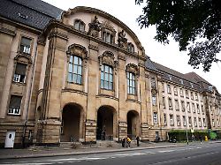 ein kripo mann wurde zu drei jahren haft verurteilt das urteil ist noch nicht rechtskraeftig