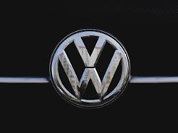 emblem von vw volkswagen aufgenommen in berlin 19 02 2026