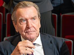 feierlichkeiten zum tag der deutschen einheit 2024 in schwerin mecklenburg vorpommern celebrations for the day of german unity 2024 in schwerin mecklenburg vorpommern