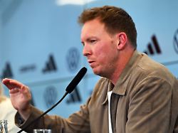 fussball nationalmannschaft pk mit bundestrainer nagelsmann zur kader bekanntgabe bundestrainer julian nagelsmann spricht bei der pressekonferenz
