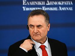 israels verteidigungsminister israel katz erklaert dass das militaer nun jeden iranischen top funktionaer ohne erneute ruecksprache toeten duerfe