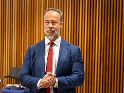 jan bollinger afd landesvorsitzender rheinland pfalz und spitzenkandidat seiner partei zur landtagswahl kommt zur landtagsfraktionssitzung